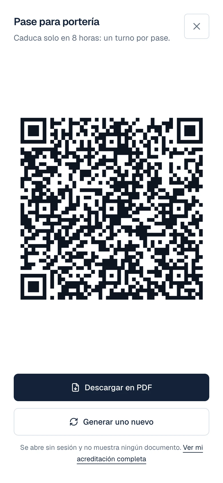 Pase de portería en el móvil con QR a pantalla completa, vigencia y descarga en PDF.